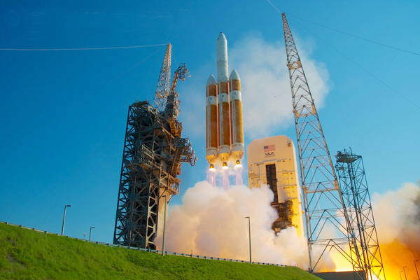 Delta IV Launch